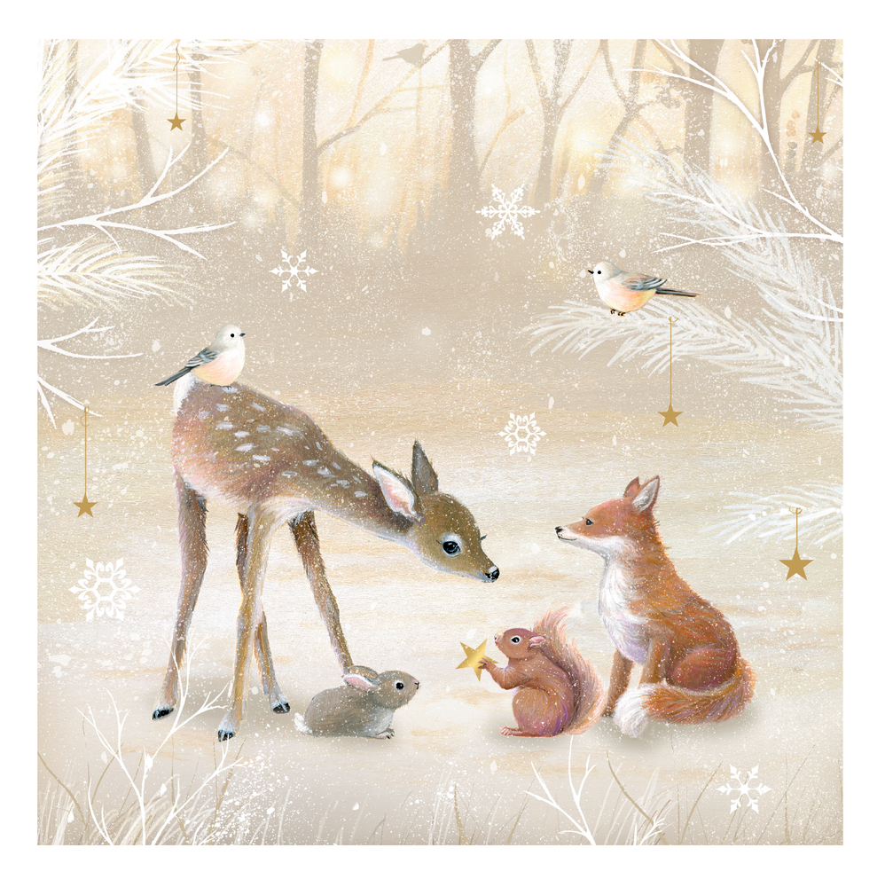 Ein Reh, ein Kaninchen, ein Eichhörnchen und ein Fuchs sitzen in einem verschneiten Wald, über ihnen hängen Vögel und Sterne.