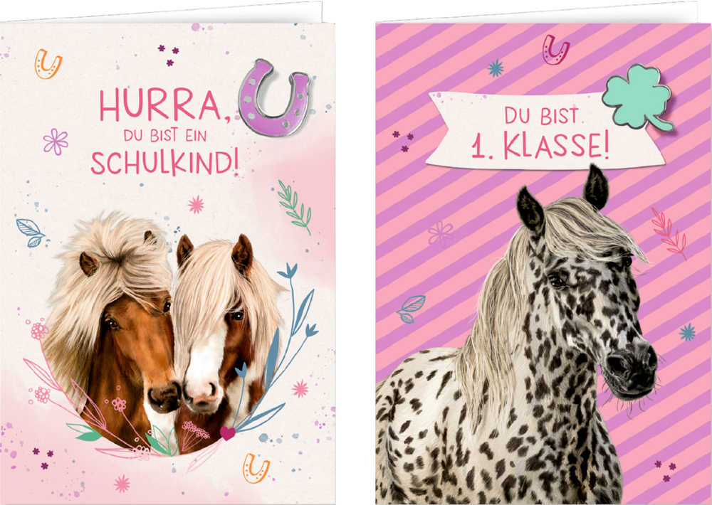 Zwei bunte Grußkarten mit Pferden, jeweils mit Text zur Einschulung und ersten Klasse.