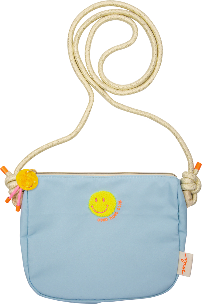 Hellblaue Umhängetasche mit gelbem Smiley, Schriftzug good mood club, cremefarbenem Gurt und orangen Akzenten.