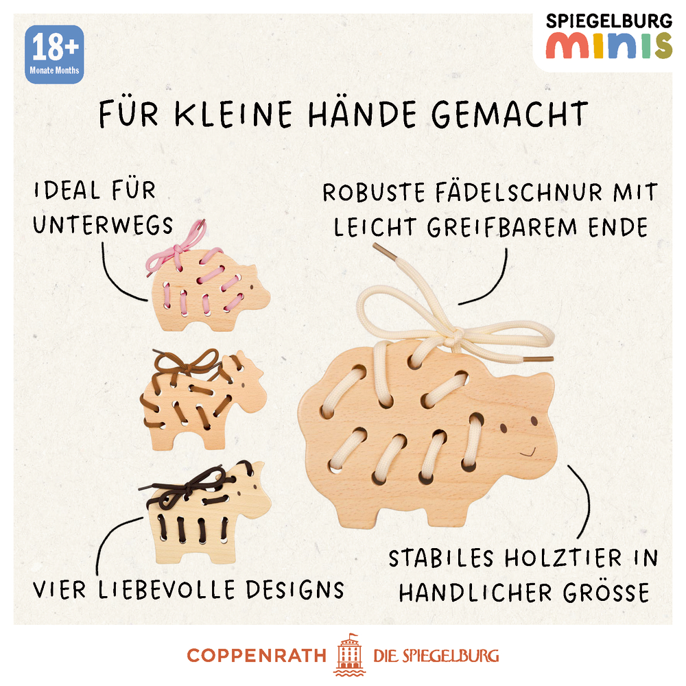 Holztiere mit Schnüren in verschiedenen Farben und Größen auf beigem Hintergrund.