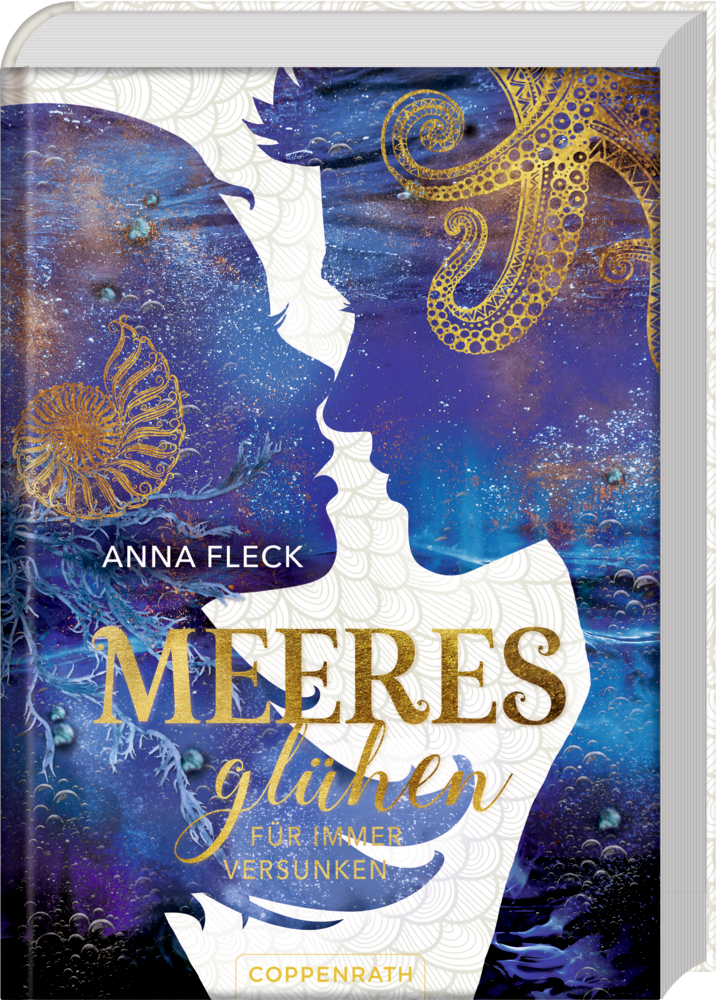 Meeresglühen (Bd.3) - Für immer versunken Gold-weißer Text auf blauem Meereshintergrund mit Oktopus- und Muschelumrissen.