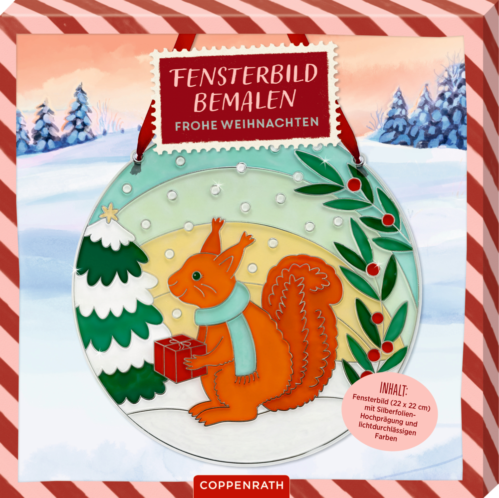 Rundes Fensterbild mit rotem Eichhörnchen, das ein rotes Geschenk hält, neben Tanne und grünen Blättern mit roten Beeren.