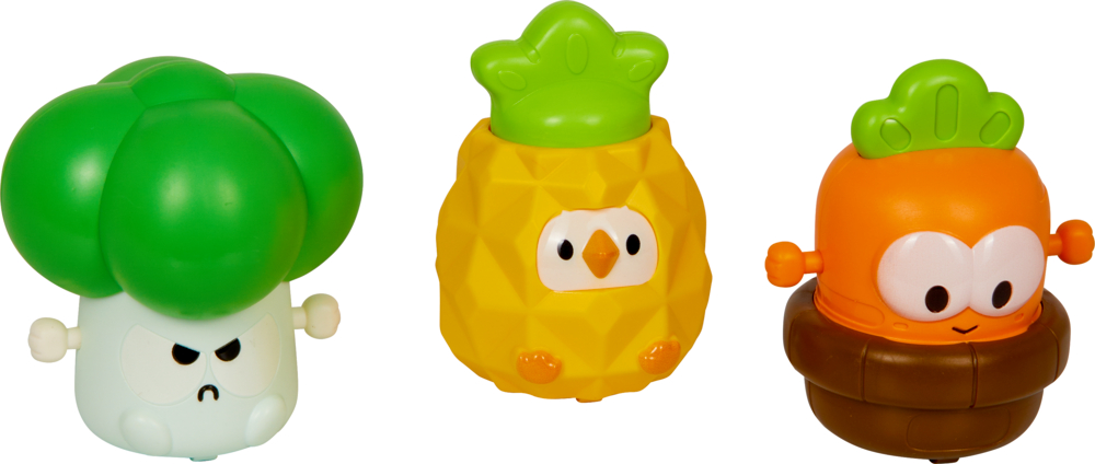 Veggie to go - Bunte Geschenke Drei bunte Spielfiguren: Brokkoli, eine Ananas und eine lächelnde Karotte auf einem braunen Sockel.