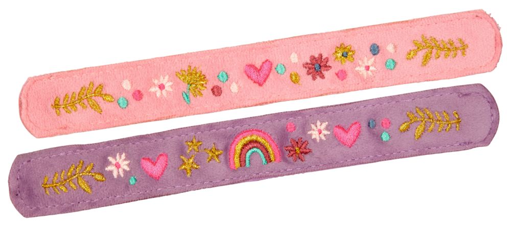 Schnapp-Armband - Prinzessin Lillifee Zwei Stoffstreifen, eines rosa und eines lila, mit gestickten Blumen, Herzen, Sternen und einem Regenbogen.