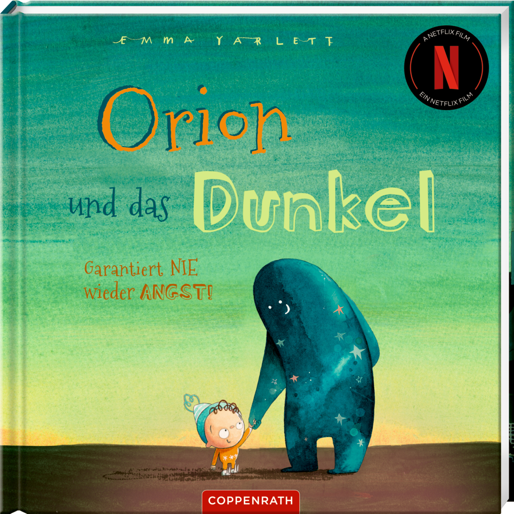 Buchcover auf dem ein kleiner Junge das Händchen mit großem, freundlichem Dunkelwesen hält, unter dem Titel „Orion und das Dunkel“.