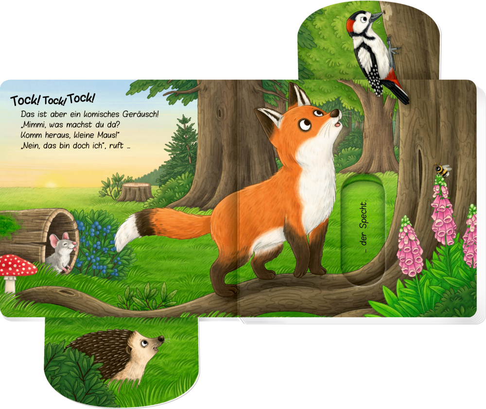 Auf einer Doppelseite mit Text beobachtet der Fuchs den Specht auf Baum, während Maus und Igel in bunter Waldszene zusehen.