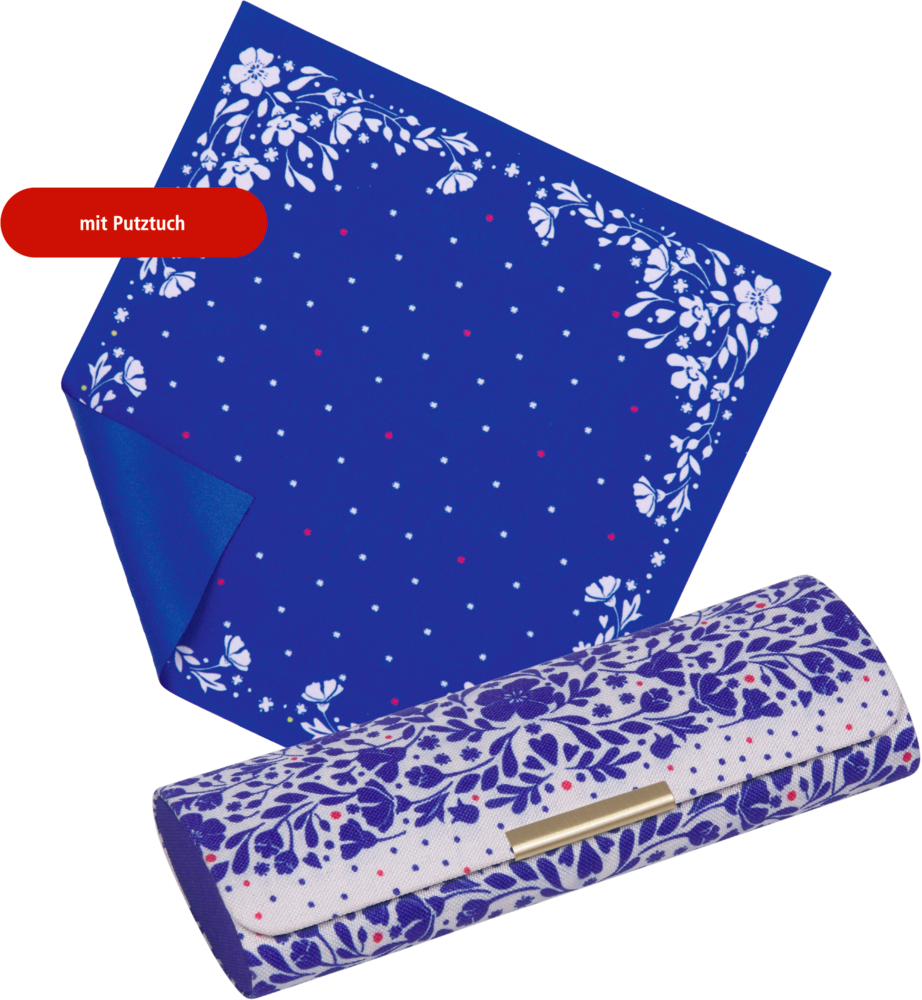 Blau-weiß gemusterte Brillenetui mit Blumenmotiv und passendem blauem Putztuch mit Blütenrand und Punktmuster.