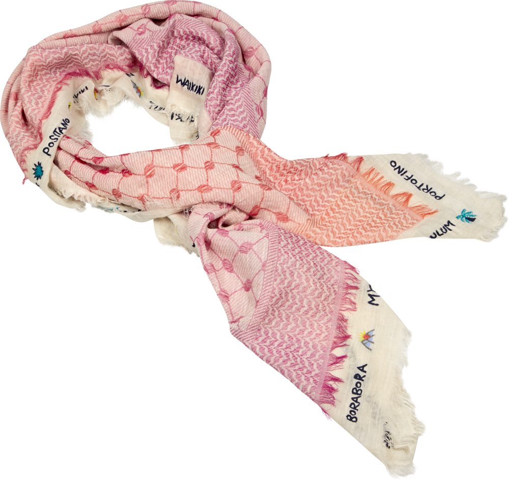 Rosa und cremefarben gemusterter Schal mit ausgefransten Rändern und bunten, aufgestickten Wörtern.