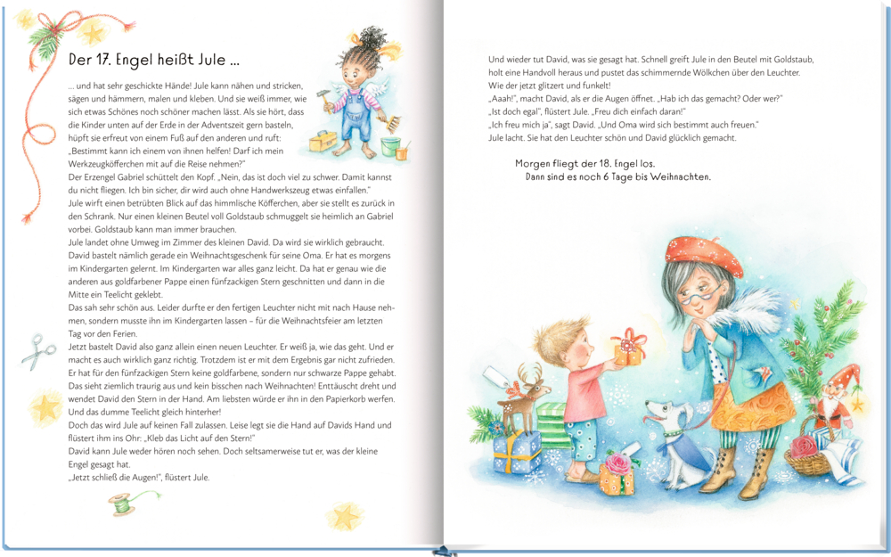 Kind mit rotem Hemd überreicht Geschenk an Frau mit roter Mütze, daneben Hund, Geschenke, kleiner Tannenbaum und Spielzeugrentier.