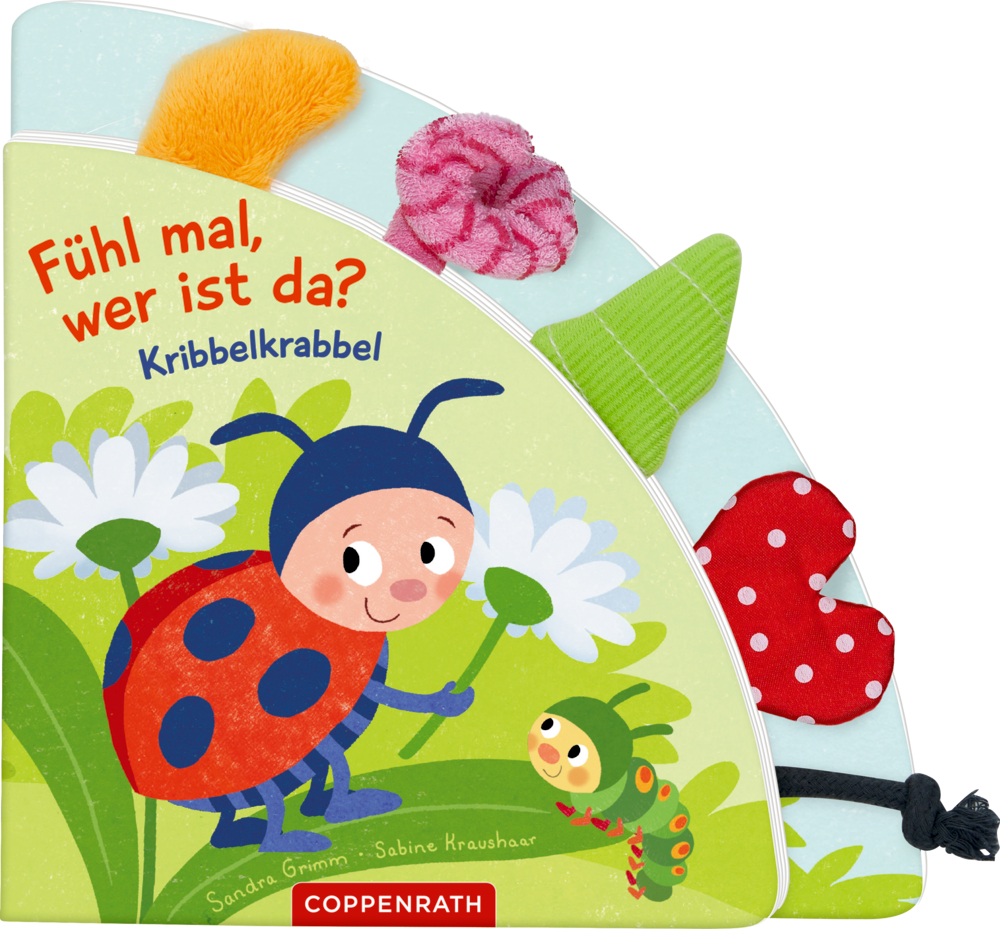 Kinderbuch-Cover mit lächelndem Marienkäfer, Raupe und mehreren strukturierten Stofflaschen an der Seite.