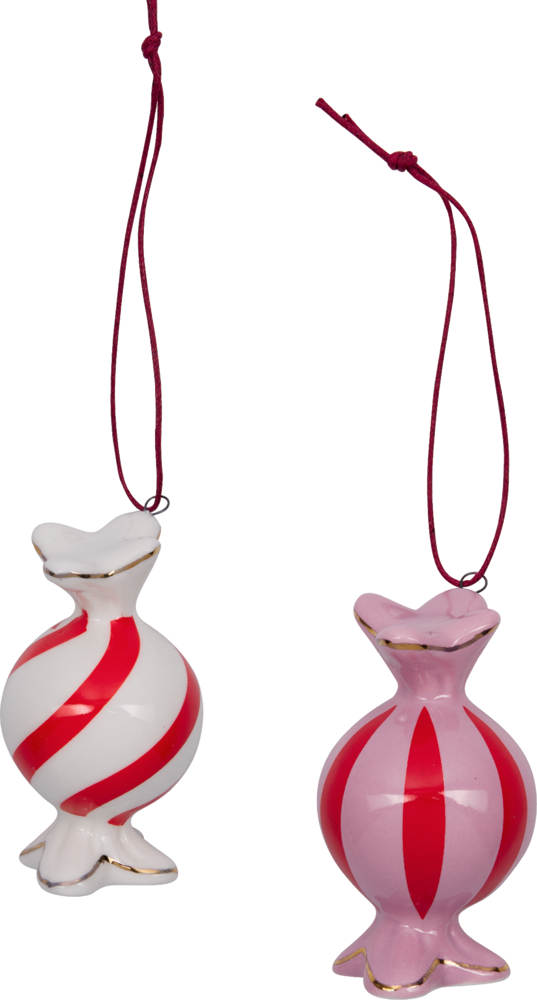 Zwei hängende Keramikornamente in Bonbonform, eines weiß-rot gestreift, eines rosa-rot mit goldfarbenen Akzenten.