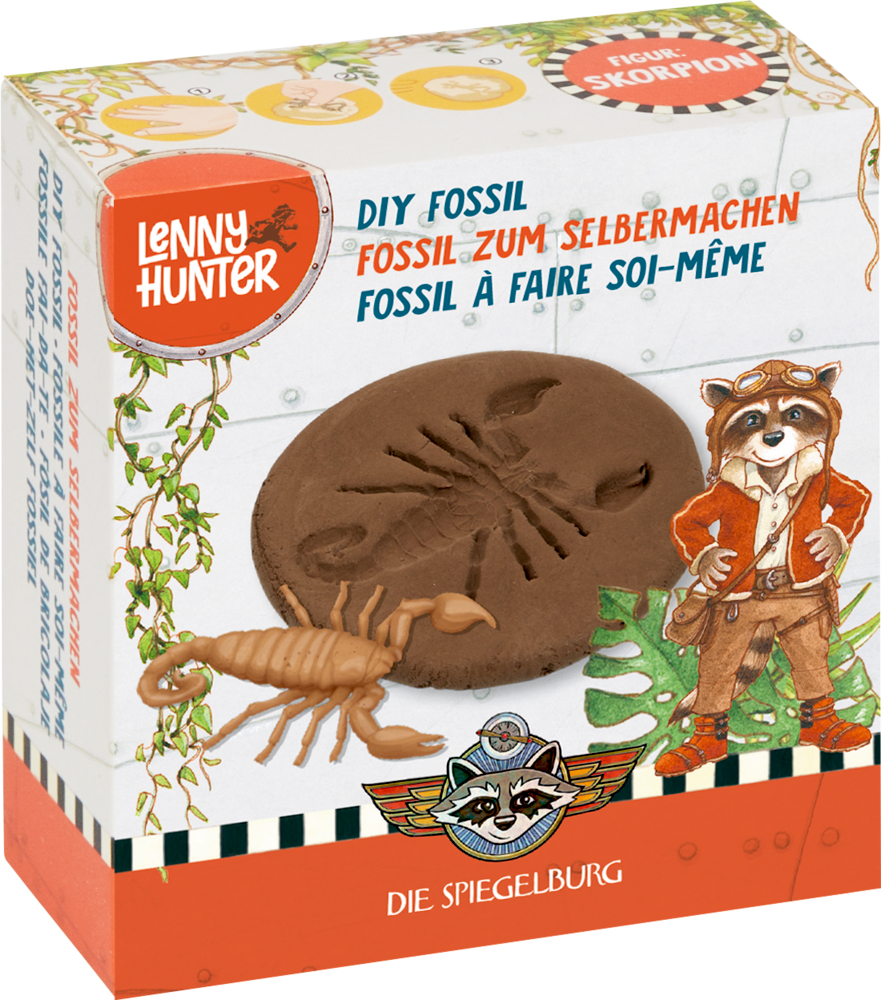 "Rote Pappschachtel mit dem Waschbären Lenny Hunter und einem Skorpions-Abdruck in einer braunen Modelliermasse. "