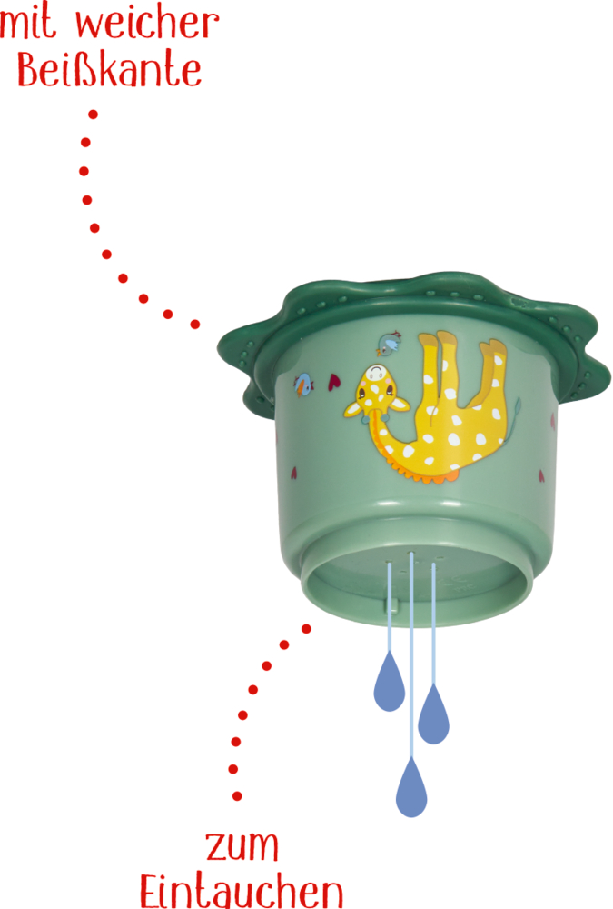 Grüner Becher mit Giraffenmotiv und weichem Beißrand. Aus Löchern unten tropft Wasser.