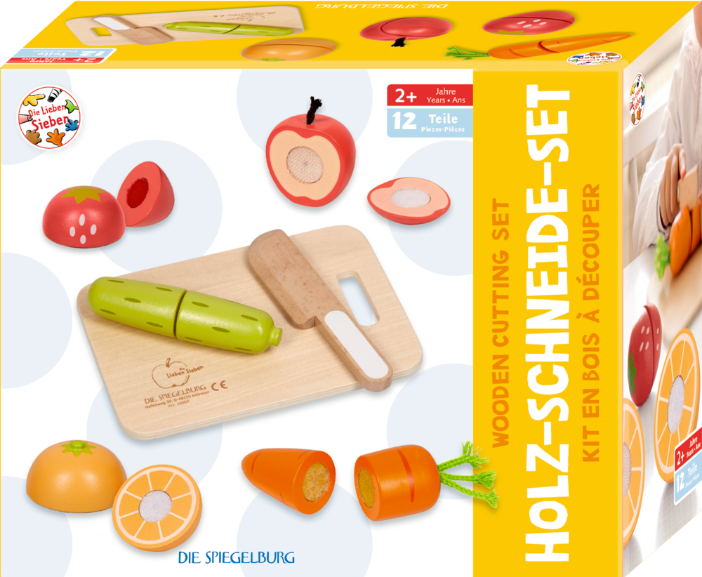 Holz-Schneide-Set Obst & Gemüse - Die Lieben Sieben Gelbe Schachtel mit der Abbildung von Obst und Gemüse aus Holz sowie einem Schneidebrett und einem Messer aus Holz.