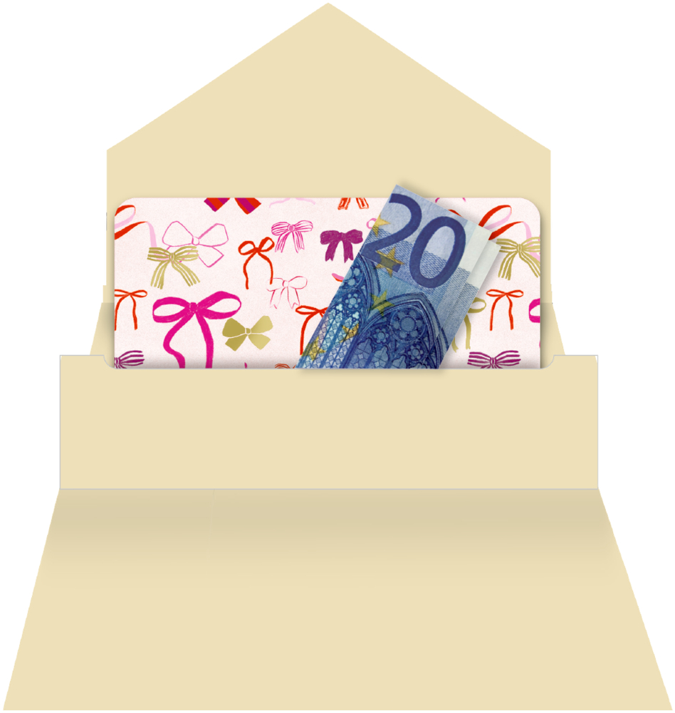 Beiger Umschlag mit Karte in Geschenkpapiermuster mit Schleifenmuster und einem sichtbaren 20‑Euro‑Schein.