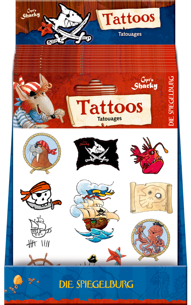 Temporäre Piraten-Tattoo-Bögen in einem blauen, mit Hai und Schwertern verzierten Papp-Display.