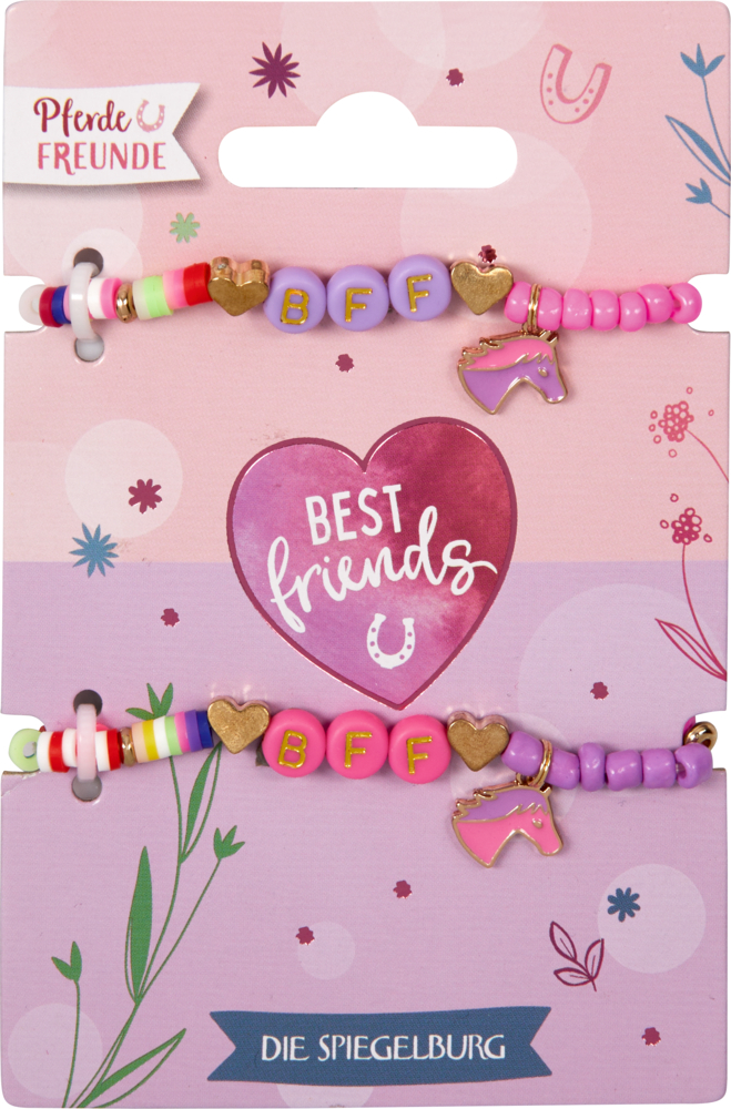 Bunte BFF-Armbänder aus Perlen mit Anhängern auf einer Best-Friends-Karte.
