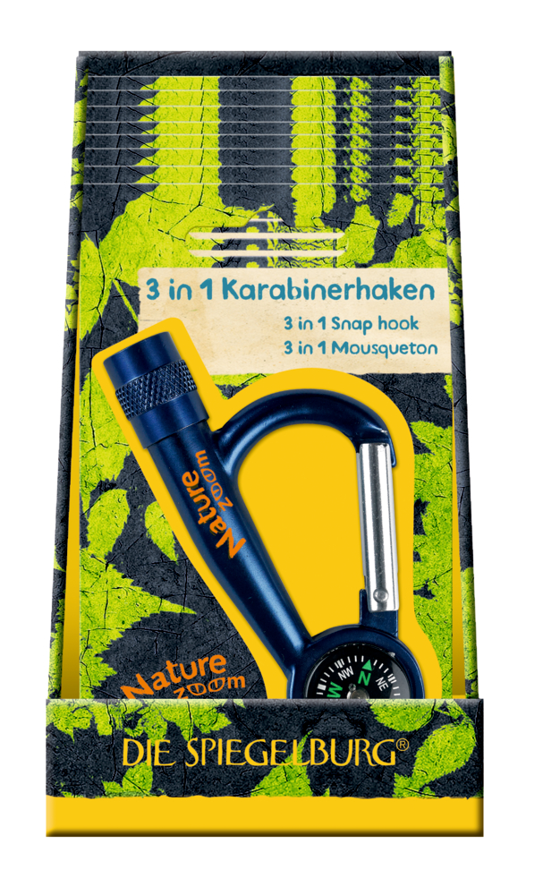Blauer Karabiner mit Kompass und Pfeife auf grün-gelber Nature Zoom Karte von Die Spiegelburg.