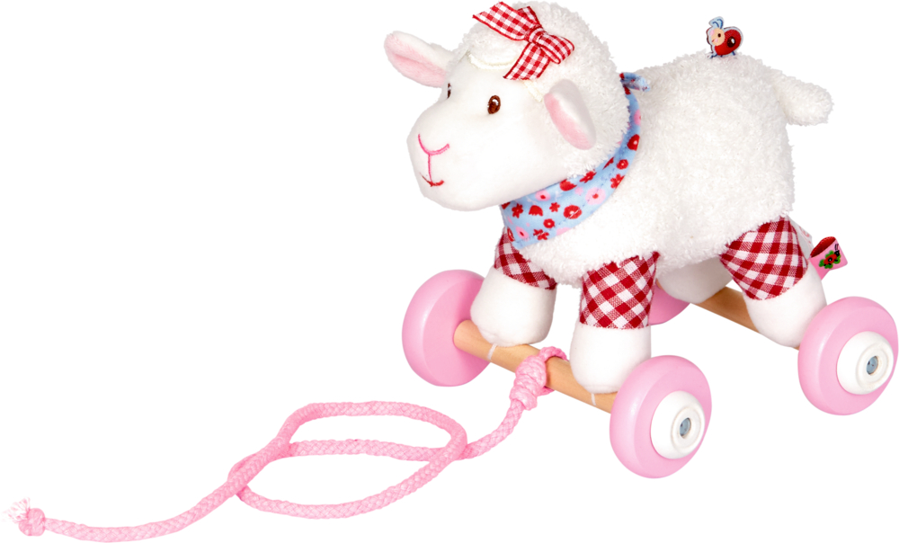 Lämmchen auf Holzrollen - BabyGlück Plüsch-Lammspielzeug mit rosa Rädern, Zugschnur, rot karierten Hosen und einem blauen Schal.