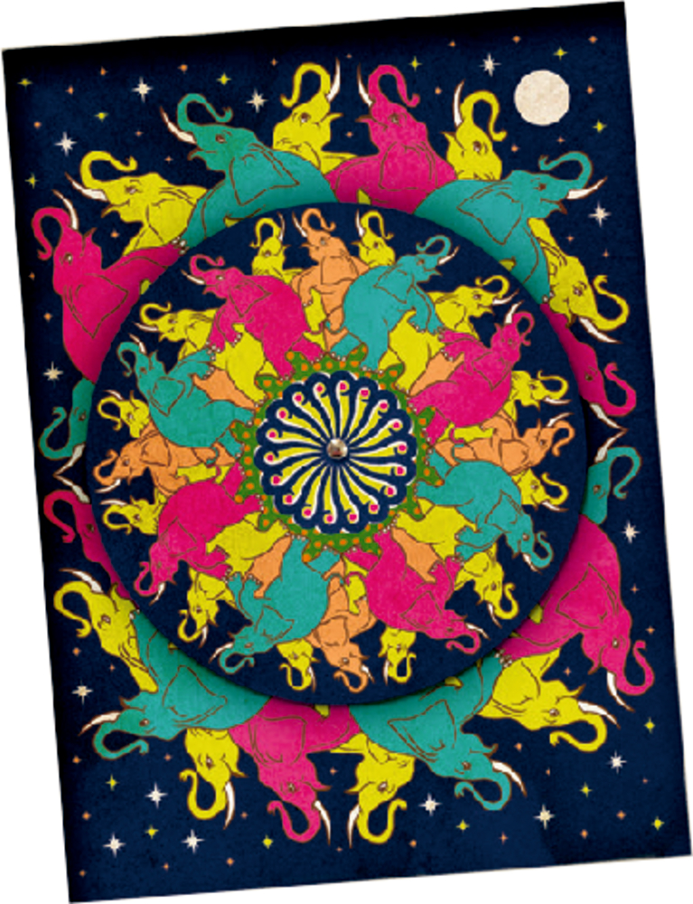 Bunte Elefanten bilden ein kreisförmiges Mandala vor einem sternenklaren Nachthimmel mit hellem Vollmond.