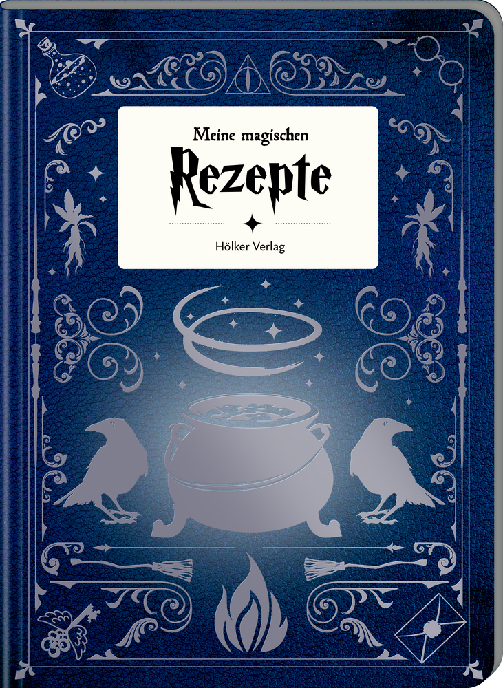 Dunkelblauer Einband mit magischen Symbolen, zwei Raben, Kessel und dem Titel „Meine magischen Rezepte“.
