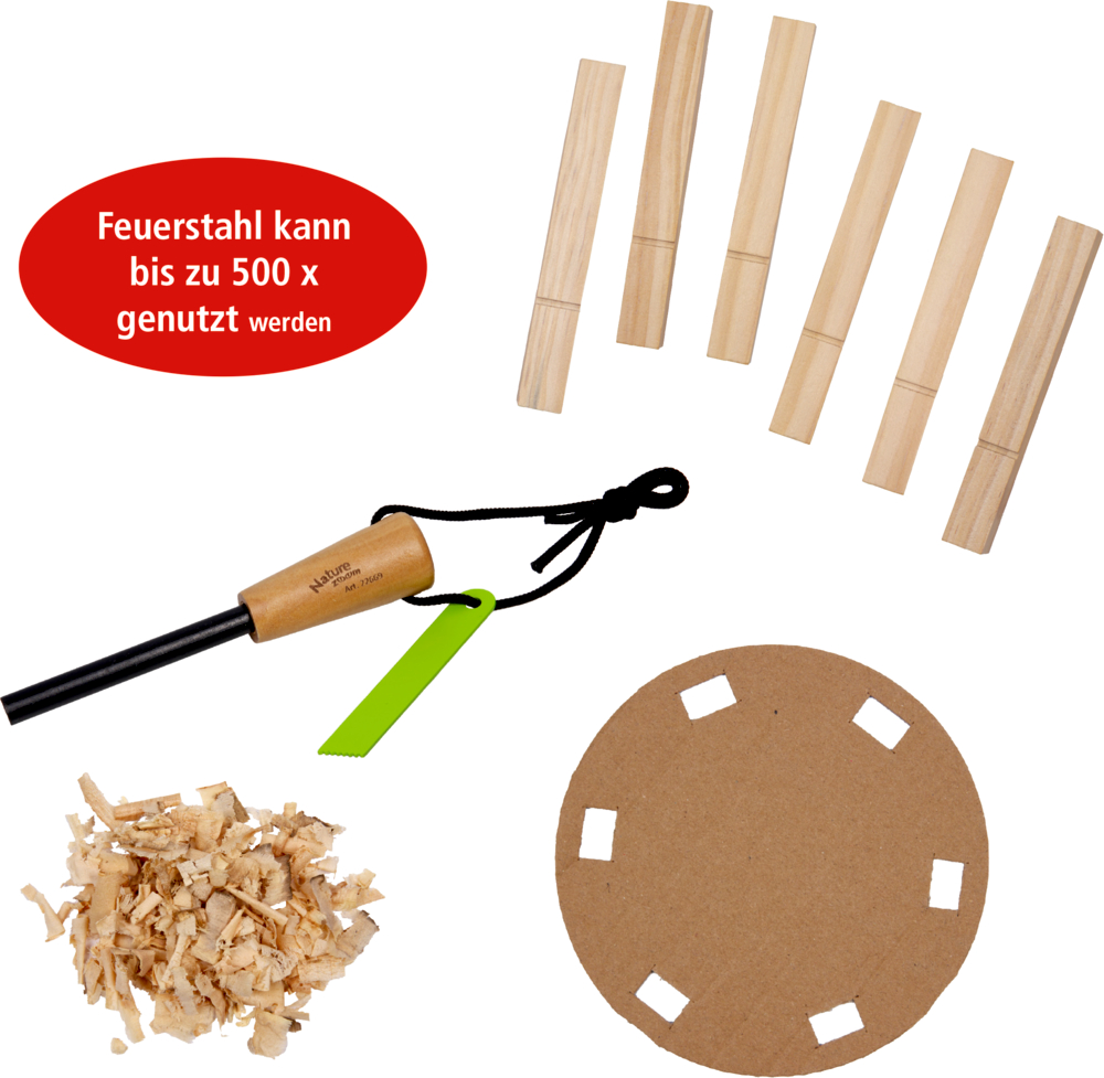 Feuerstarter-Set: inkl. kleinen Holzsscheiten, Feuerstahl, Holzspänen, Rundsockel und deutscher Gebrauchsanweisung.