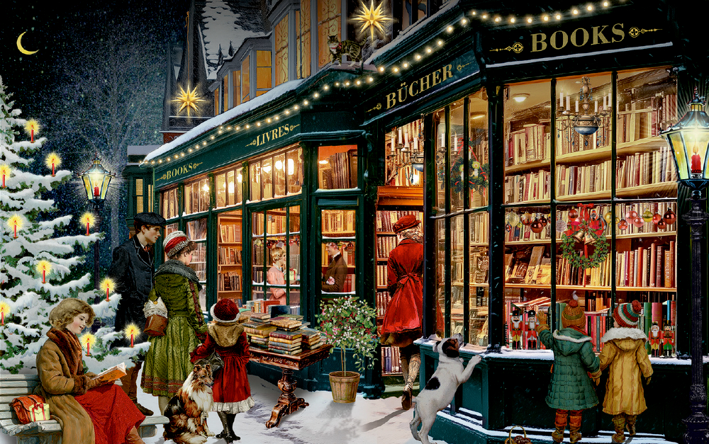 Verschneite Straßenszene mit beleuchteter Buchhandlung, Menschen in Winterkleidung, Kindern, Hund und geschmücktem Weihnachtsbaum.