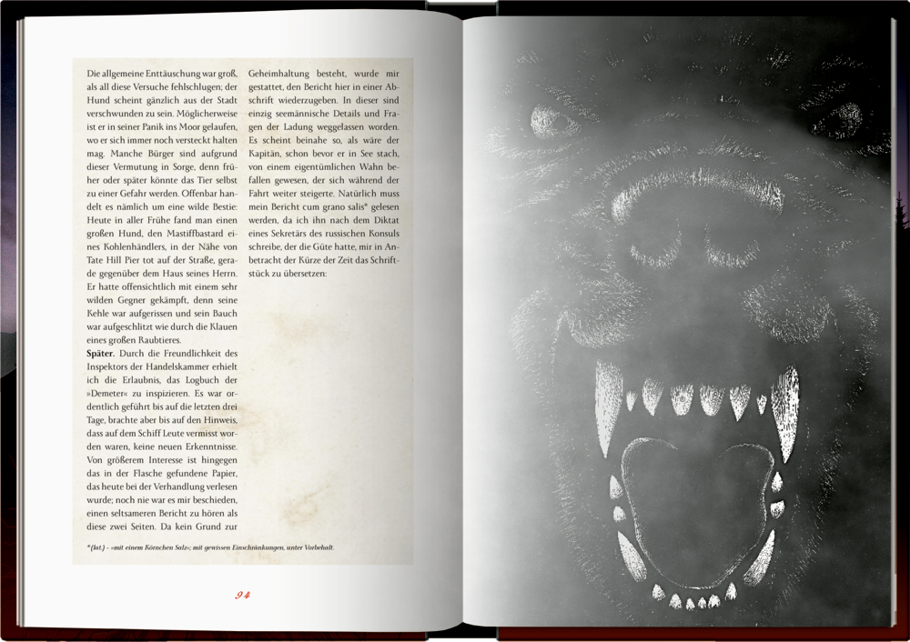 Offenes Buch, auf der linken Seite befindet sich deutscher Text, rechts brüllendes Tiergesicht.