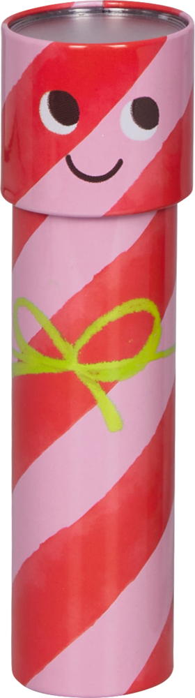 Zylindrisches Kaleidoskop mit rosa und roten diagonalen Streifen, aufgedrucktem Gesicht und gelber Schleife.