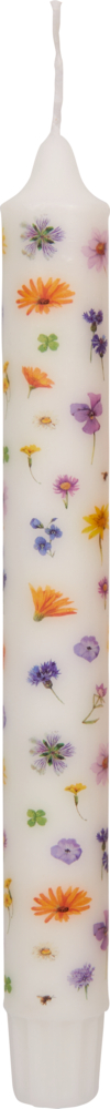 Weiße Stabkerze, verziert mit verstreuten Blumen in Orange, Gelb und Lila.