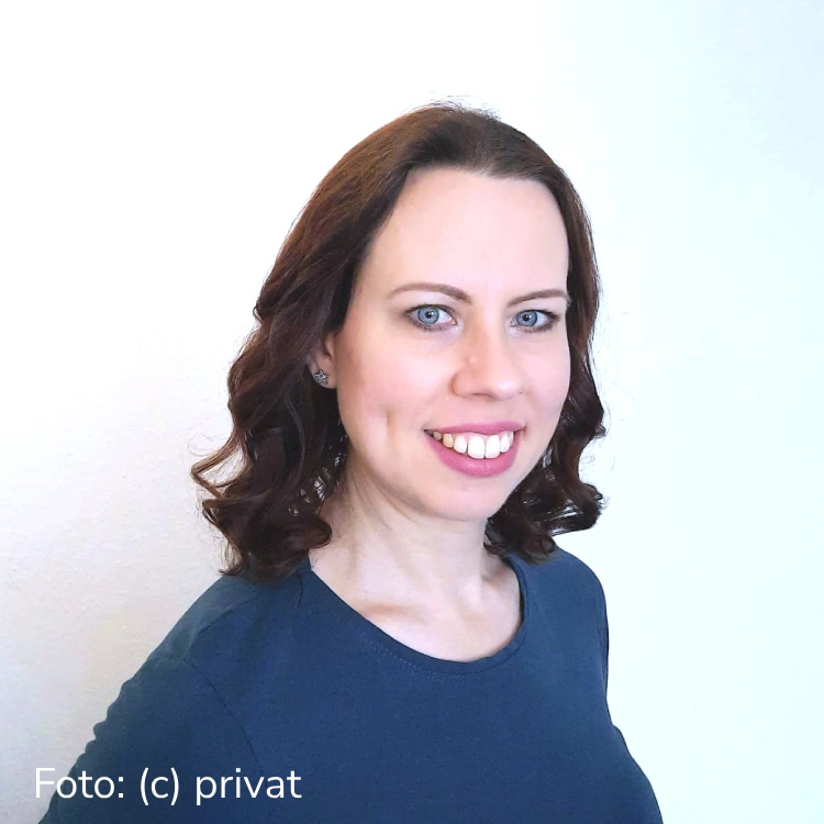 Christine Schmiech Christine Schmiech