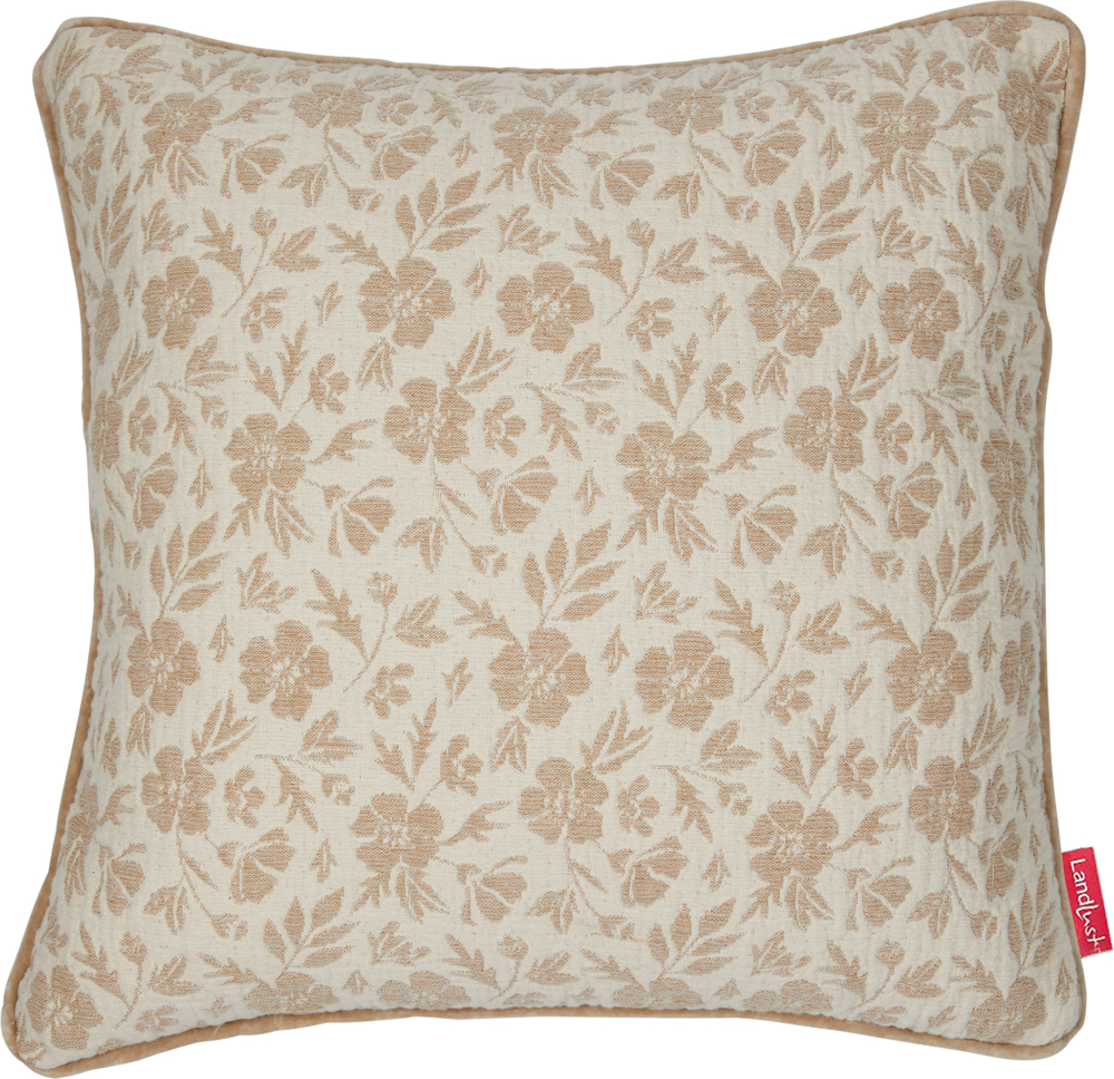 Kissen - LandLust (ca. 45x45 cm) Quadratisches beiges Kissen mit hellbraunem Blumenmuster und einem roten Stoffetikett an der Seite.