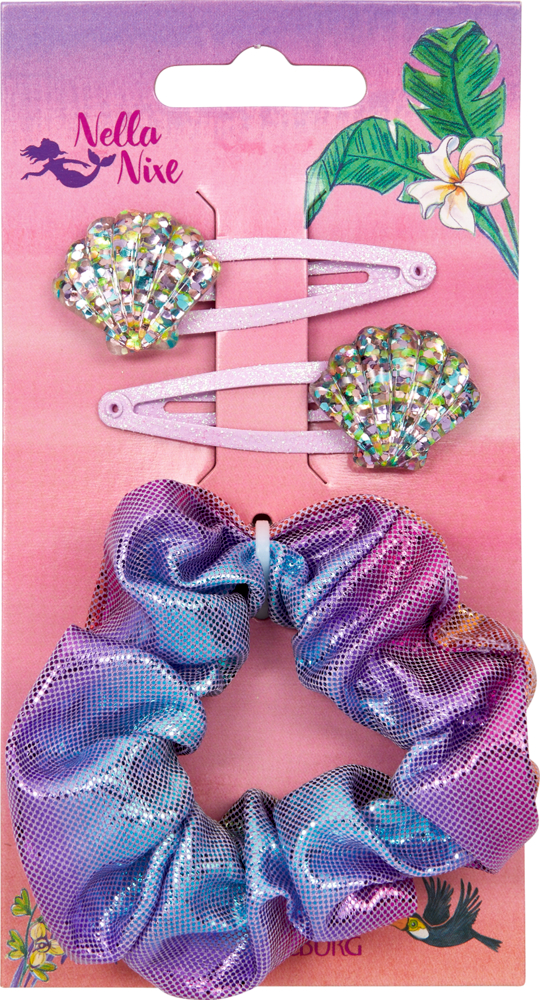 Haarschmuck-Set - Nella Nixe Bunte Muschel-Haarklammern und ein schimmerndes Scrunchie auf einer tropisch gestalteten Meerjungfrauenkarte.