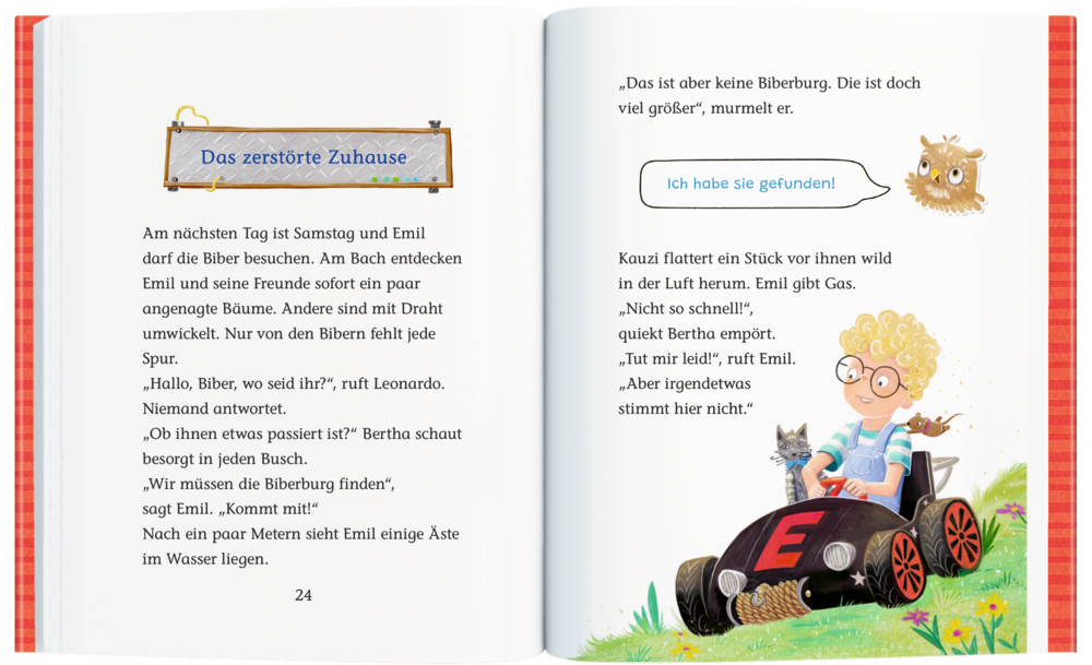 Aufgeschlagenes Buch, Cartoon-Junge im Rennwagen mit Eule, sprechende Tiere, Text auf beiden Seiten.