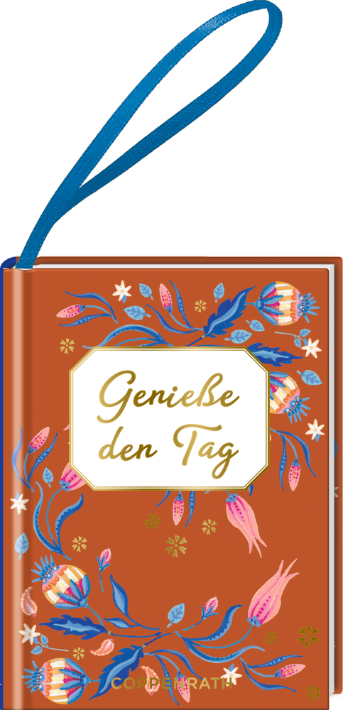 Kleines rotes Notizbuch mit floraler Verzierung, goldener Aufschrift „Genieße den Tag“ und blauem Stoffband.