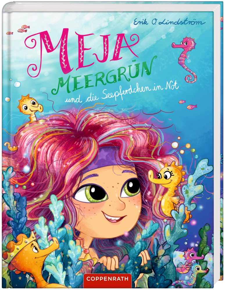 Meja Meergrün (Bd.7) Lebendiges Buchcover mit einem lächelnden Mädchen mit pinkfarbenen Haaren, umgeben von Seepferdchen und Unterwasserpflanzen.