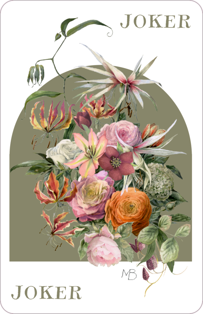Joker-Spielkarte mit einem farbenfrohen Blumenstrauß auf einem sanften grünen Hintergrund.