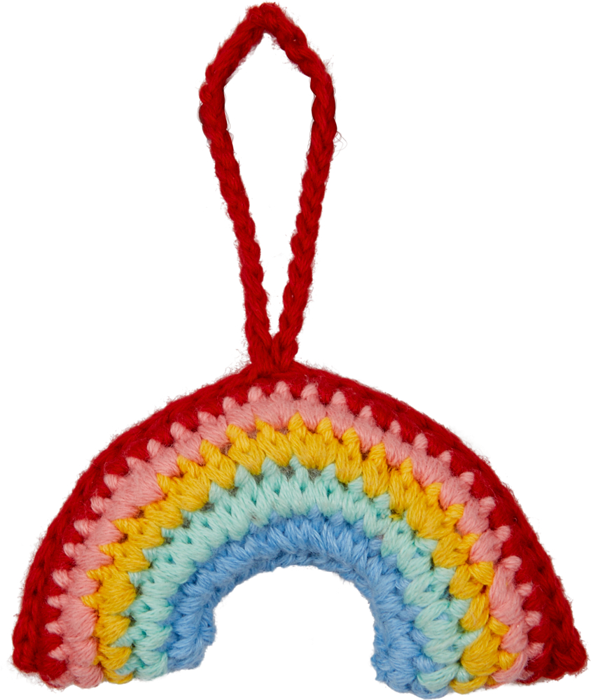 Kleiner Häkel-Glücksregenbogen - Viel Glück Regenbogen-Häkelornament mit roter Aufhängeschlaufe; mit roten, rosa, gelben und blauen Streifen.