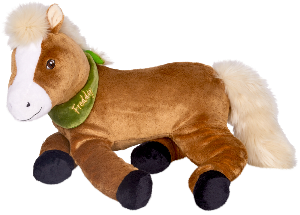 Liegendes Pferd Freddy XL - Pferdefreunde Braunes Plüschpferd mit weißer Mähne und Schweif, das ein grünes Halstuch mit der Aufschrift „Freddy“ trägt.